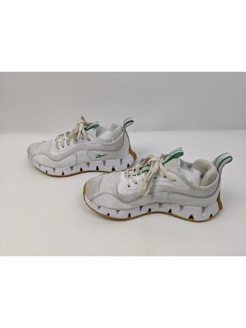 Reebok Zig Dynamica G Women's Sneakers, White Vintage Green Women’s 8